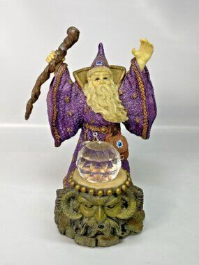 Vintage Medieval legends Figurine Merlin Wizard Casting A Spell Crystal Ball 7"